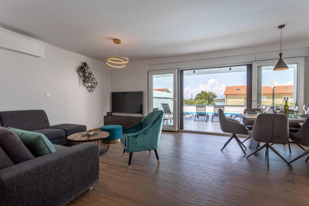 Villa Manhattan Dobrinj エクステリア 写真